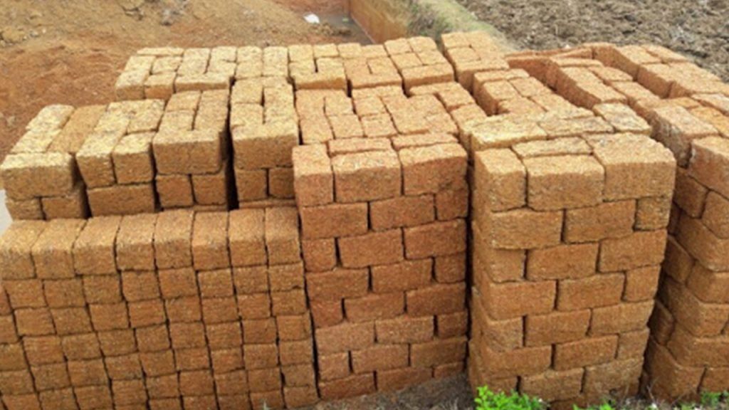 Đá ong cũng là một loại vật liệu lọc nước được rất nhiều người sử dụng